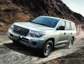 Toyota Land Cruiser 200 EX-R [UAE] (URJ200W) '2012–15