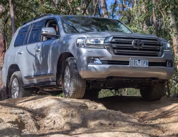Toyota Land Cruiser 200 Sahara [Australia] (UZJ200) '2015–21