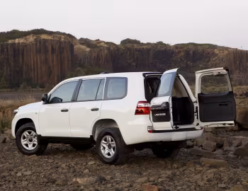 Toyota Land Cruiser 200 Turbo-diesel GX Wagon [Australia] (VDJ200) '2011