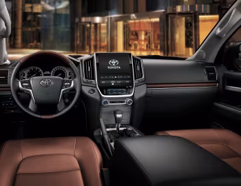 Interior Toyota Land Cruiser 200 VX-R [UAE] (UZJ200) '2015–21
