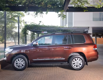 Toyota Land Cruiser 200 VX-R [South Africa] (UZJ200) '2015–19