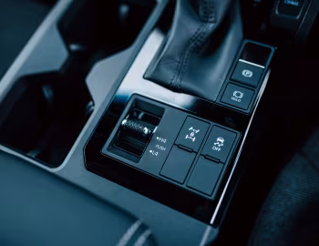 Interior Toyota Land Cruiser 250 GX [Japan] (3DA-GDJ250W) '04.2024–pr.