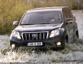 Toyota Land Cruiser 5-door (150) '2009–13