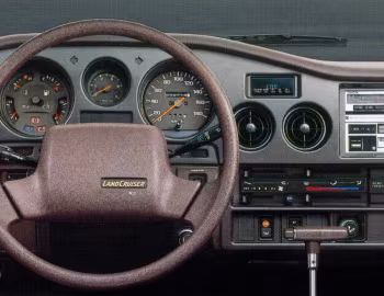 Panel frontal Toyota Land Cruiser 60 VX [UAE] (FJ62G) '1987–90