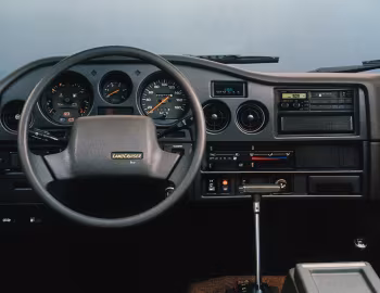 Panel frontal Toyota Land Cruiser 60 VX (BJ61V) '1987–89