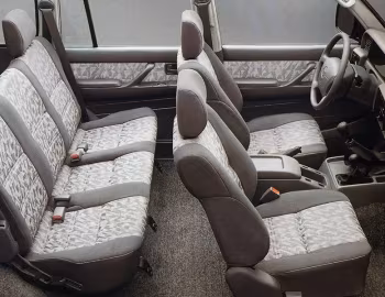 Interior Toyota Land Cruiser GX [EU-spec] (HDJ81V) '1995–97