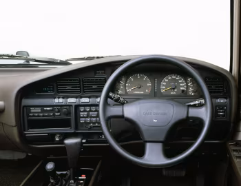 Panel frontal Toyota Land Cruiser 80 VAN VX [Japan] (HDJ81V) '1992–94