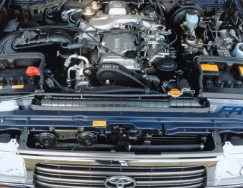 Bajo el capó Toyota Land Cruiser VX [EU-spec] (HDJ81V) '1995–97