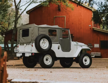 1959–60 Toyota Land Cruiser Canvas Top [North America] (FJ25L) '1958–60