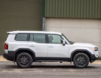 Toyota Land Cruiser Commercial [UK-spec] (250) '2025–pr.