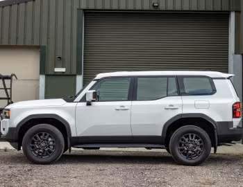 Toyota Land Cruiser Commercial [UK-spec] (250) '2025–pr.