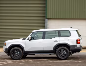 Toyota Land Cruiser Commercial [UK-spec] (250) '2025–pr.