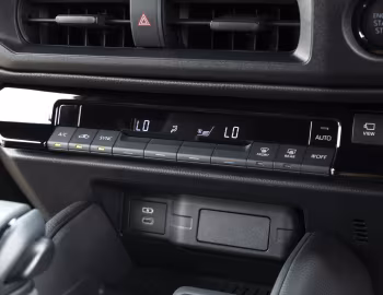 Interior Toyota Land Cruiser FJ VX [South Africa] '2026