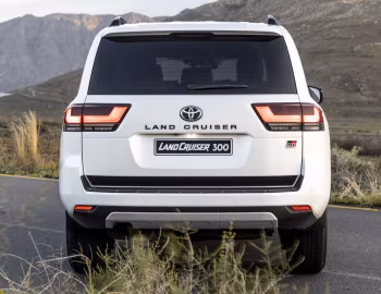 Toyota Land Cruiser GR-S [South Africa] (300) '2021–pr.