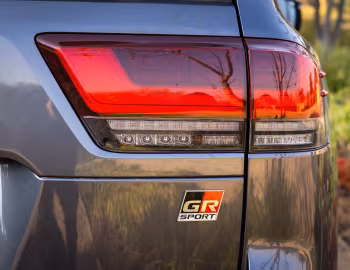Toyota Land Cruiser GR-S HEV [South Africa] (300) '2026