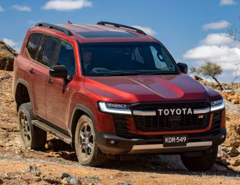 Toyota Land Cruiser GR Sport [Australia] (300) '2021–pr.