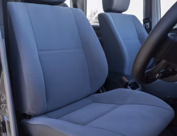 Interior Toyota Land Cruiser GXL [Australia] (J76) '2023–pr.