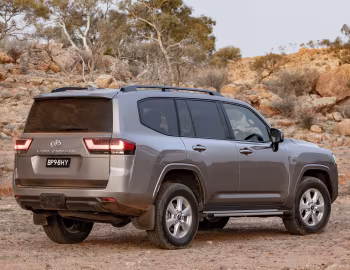 Toyota Land Cruiser GXL [Australia] (300) '2021–pr.