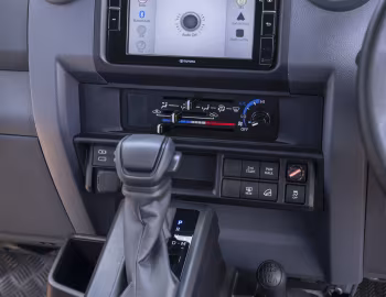 Interior Toyota Land Cruiser GXL Double Cab Chassis [Australia] (J79) '2023–pr.