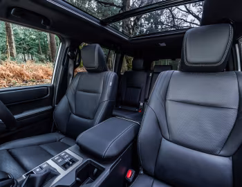 Interior Toyota Land Cruiser Hybrid [UK-spec] (250) '2026