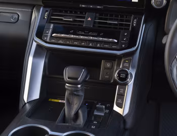 Interior Toyota Land Cruiser performance hybrid Sahara ZX [Australia] (300) '2026
