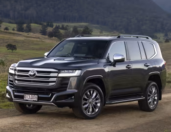 Toyota Land Cruiser performance hybrid Sahara ZX [Australia] (300) '2026