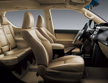 Interior Toyota Land Cruiser Prado 3-door (155) '2014–17