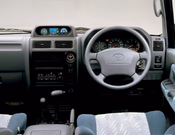 Panel frontal Toyota Land Cruiser Prado 3-door [Japan] (J90W) '1999–2002