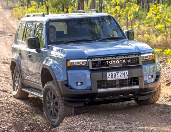 Toyota Land Cruiser Prado Altitude [Australia] (250) '2024–pr.