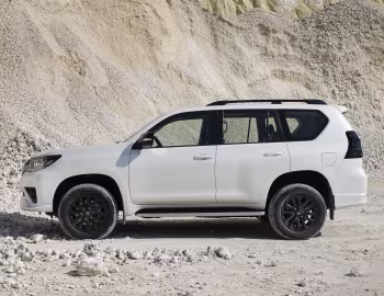 Toyota Land Cruiser Prado "Black Pack" [Worldwide] (150) '2020–23