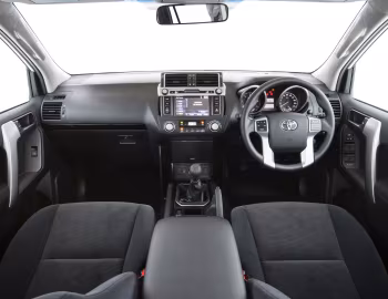 Interior Toyota Land Cruiser Prado GX [Australia] (150) '2013–17