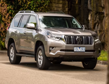 Toyota Land Cruiser Prado GXL [Australia] (150) '2017–20