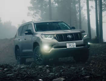 Toyota Land Cruiser Prado TX "L Package・Black Edition" [Japan] (150) '2020–23