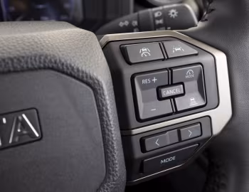 Interior Toyota Land Cruiser Prado VX-R "First Edition" [South Africa] (250) '2024–pr.