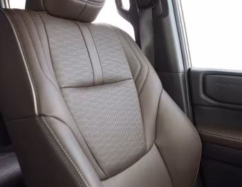 Interior Toyota Land Cruiser Prado VX-R "First Edition" [South Africa] (250) '2024–pr.