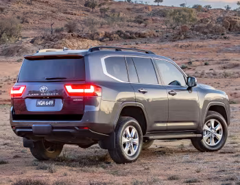 Toyota Land Cruiser Sahara [Australia] (300) '2021–pr.