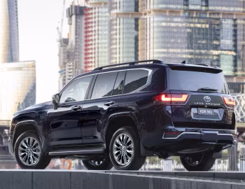 Toyota Land Cruiser Sahara ZX [Australia] (300) '2021–pr.