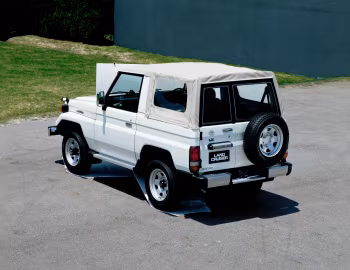 Toyota Land Cruiser LX 2-door Soft Top [Japan] (KC-HZJ70) '08.1996–07.1999