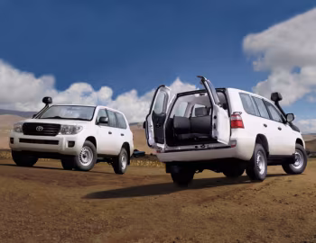 Toyota Land Cruiser STD (200) '2012–15
