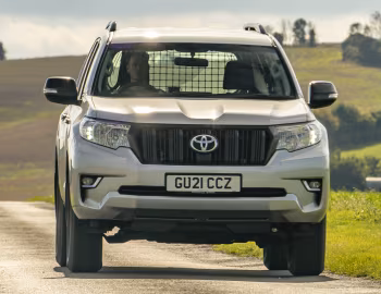 Toyota Land Cruiser Utility Commercial [UK-spec] (150) '2018–20