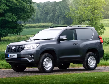 Toyota Land Cruiser Utility Commercial SWB [UK-spec] (155) '2018–20