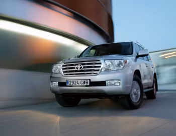 Toyota Land Cruiser V8 (UZJ200) '2007–12
