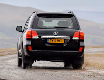 Toyota Land Cruiser V8 [UK-spec] (VDJ200) '2012–15