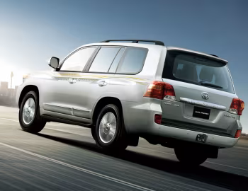 Toyota Land Cruiser VX-R [China] (UZJ200W) '2012–15