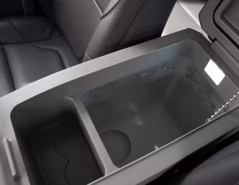 Interior Toyota Land Cruiser VX [South Africa] (J76) '2024–pr.