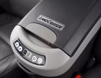 Interior Toyota Land Cruiser VX [South Africa] (J76) '2024–pr.