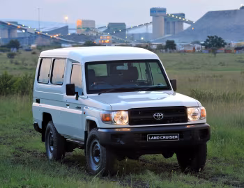 Toyota Land Cruiser Wagon [South Africa] (J78) '2010–pr.