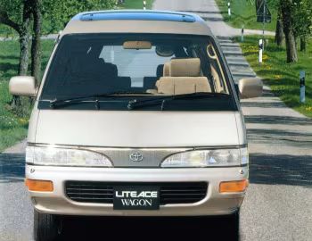 Toyota LiteAce Wagon FXV Limited (YR30G) '07.1993–09.1996