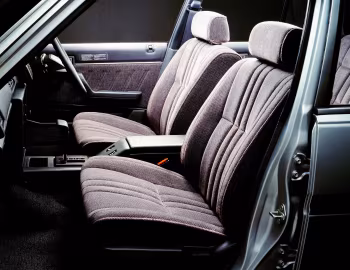 Interior Toyota Mark II Wagon 2000 LG [Japan] (E-GX70G) '11.1984–08.1986