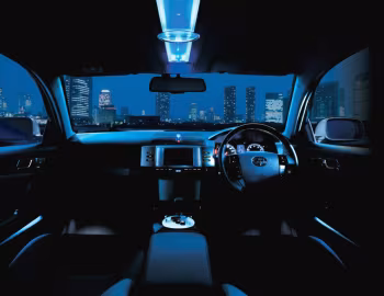Интерьер Toyota Mark X (GRX120) '11.2004–09.2006